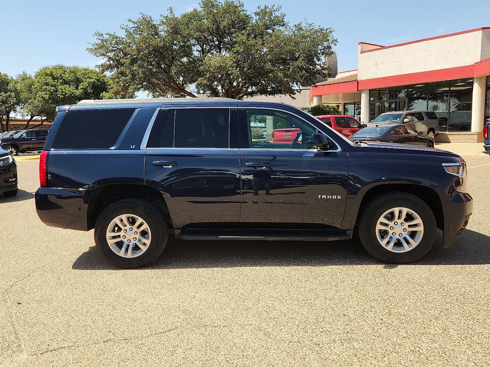 Used 2018 Velvet Chevrolet LT image 5