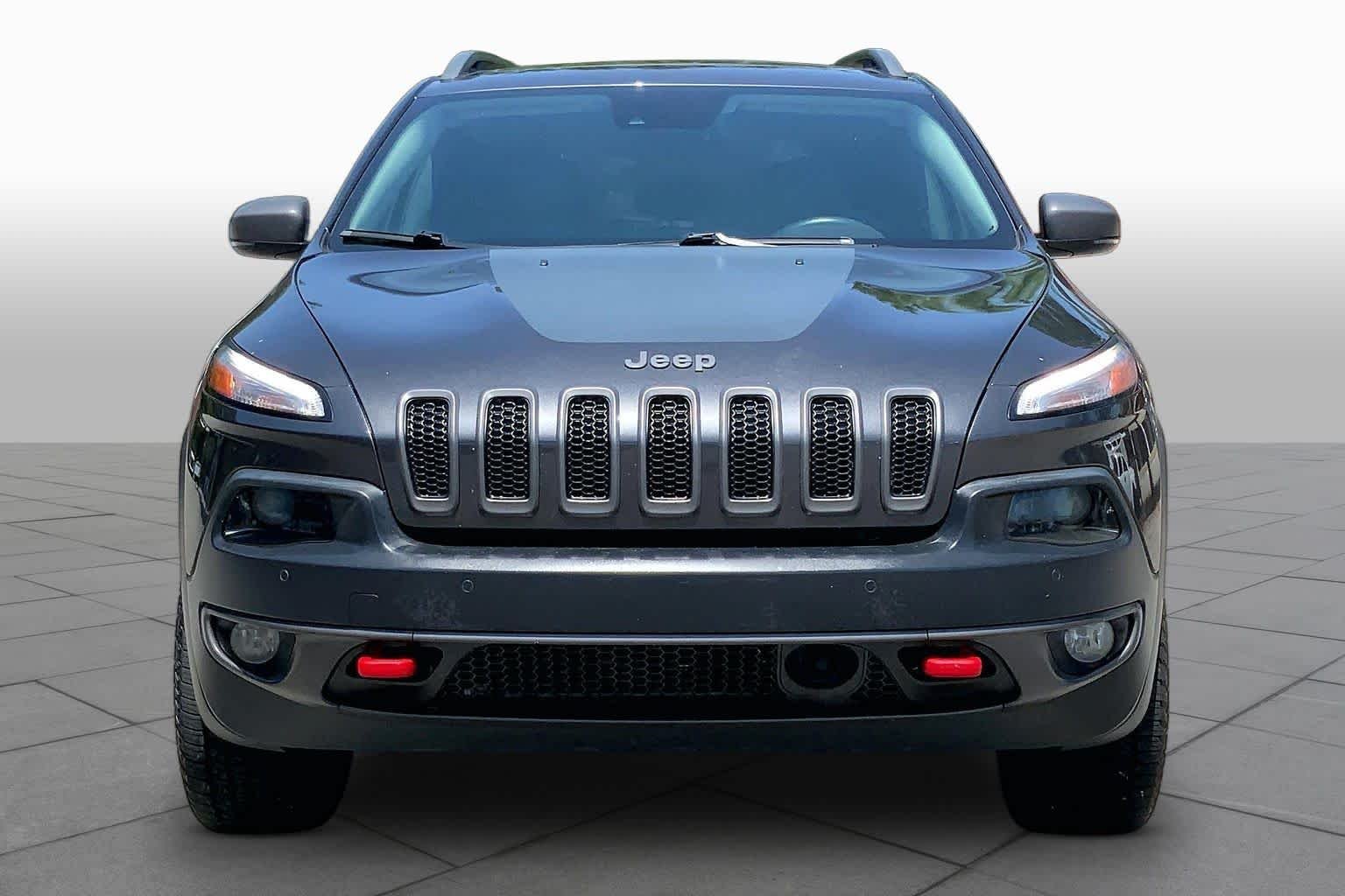 Pre-Owned 2017 Jeep Cherokee Trailhawk L Plus