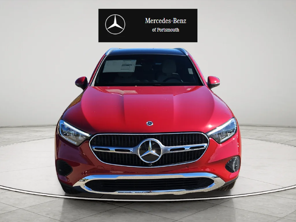 New 2027 MANUFAKTUR Patagonia Red Metallic Mercedes-Benz GLC 300 image 8
