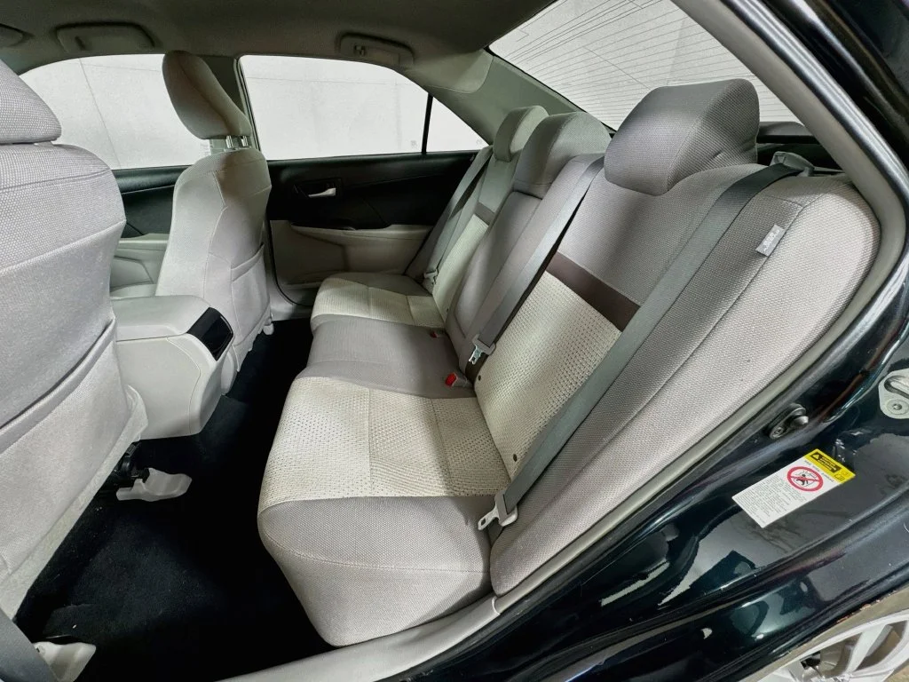 Used 2013 Gray Toyota LE image 26