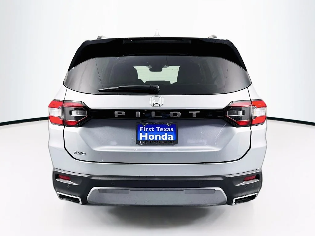New 2026 Silver Honda EX-L image 6