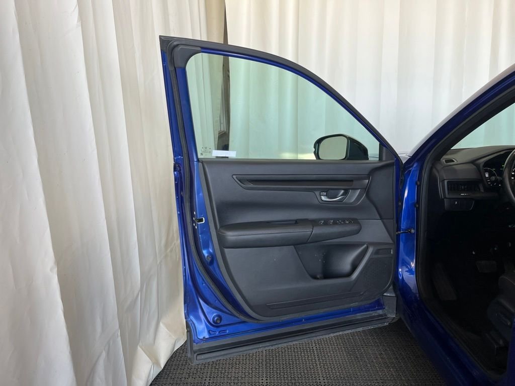 Used 2023  Honda Sport image 18