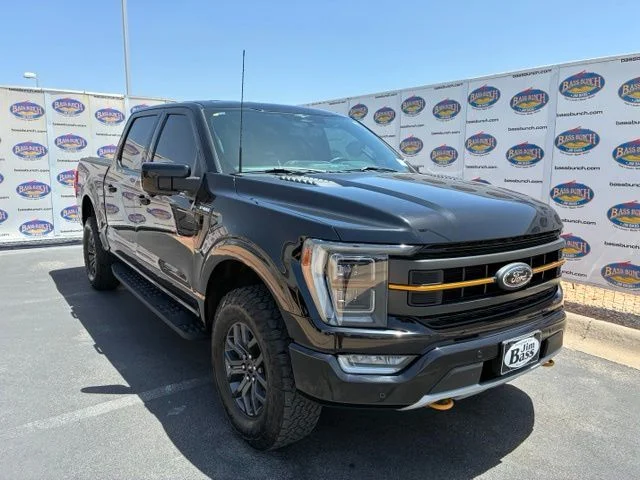 Used 2023 Black Metallic Ford Tremor image 2