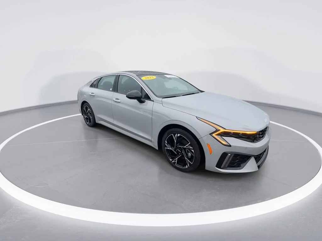 Used 2025 Gray Kia GT-Line image 2