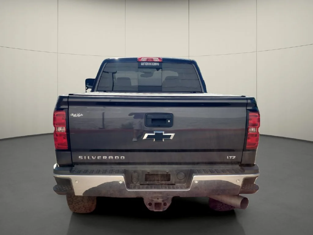 Used 2015 Gray Chevrolet LTZ image 6