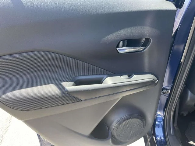 Used 2020 Blue Nissan SV image 14