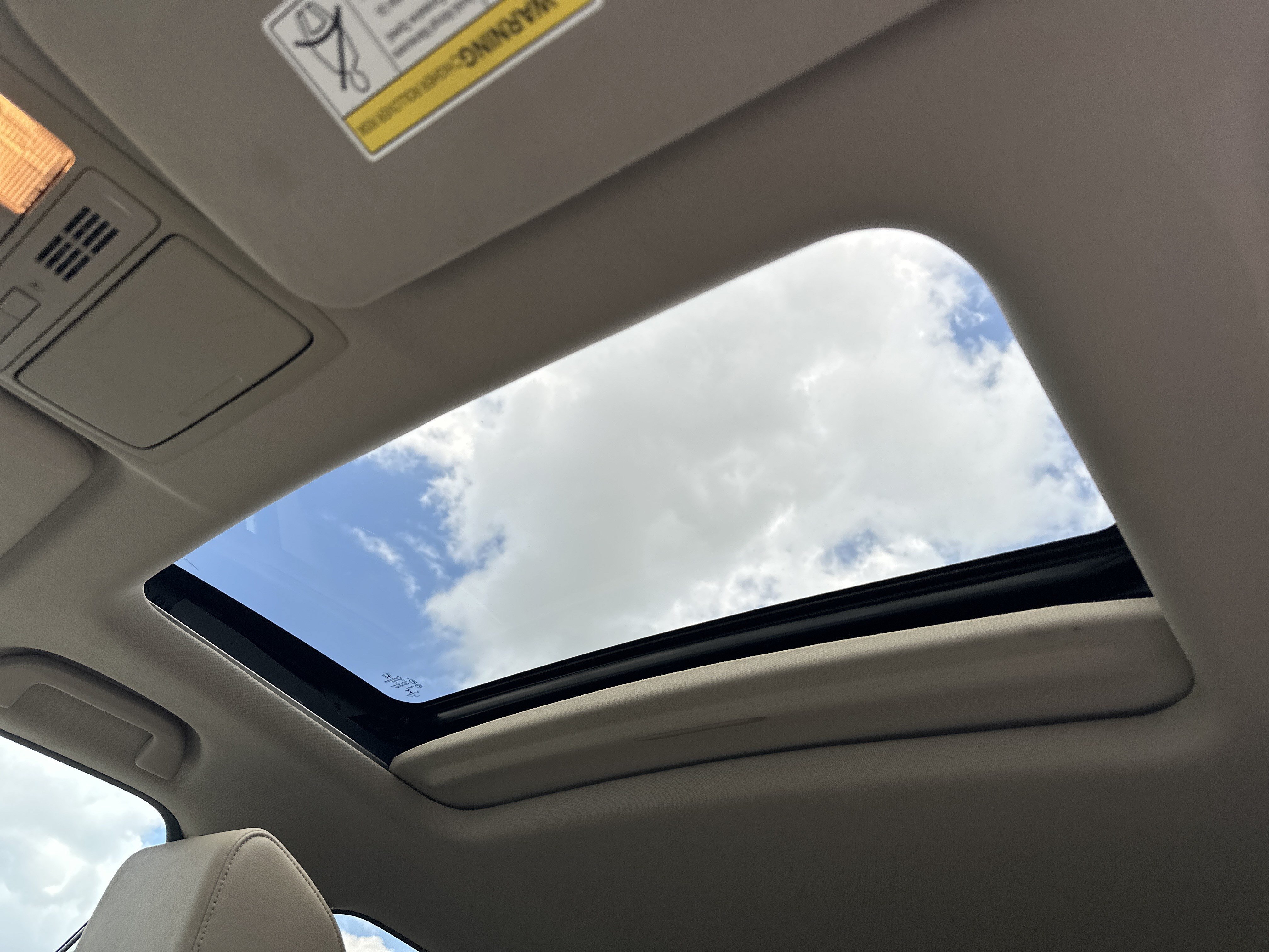Used 2019 Platinum White Pearl Honda Touring image 37