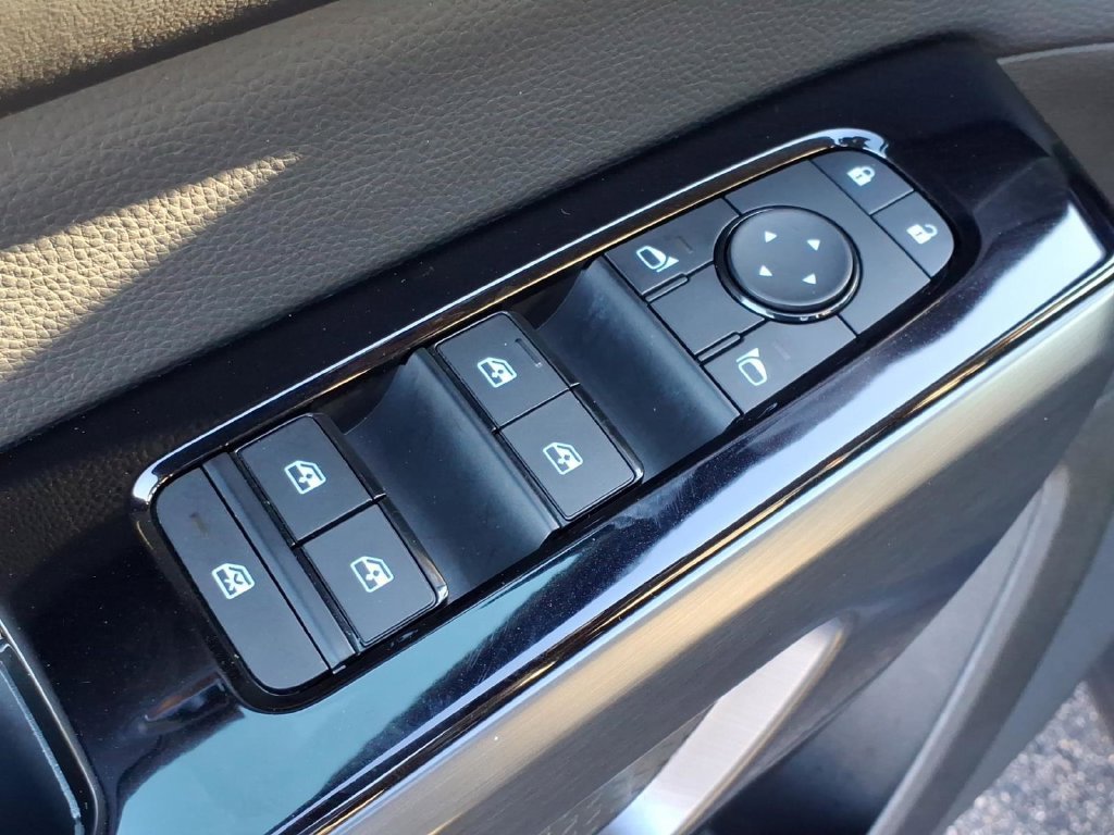 2026 Nissan Pathfinder SL - Photo 26