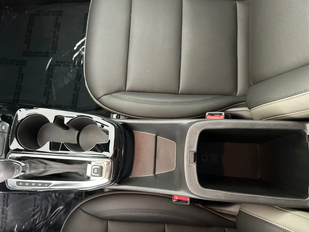 Used 2025 White Chevrolet ACTIV image 13