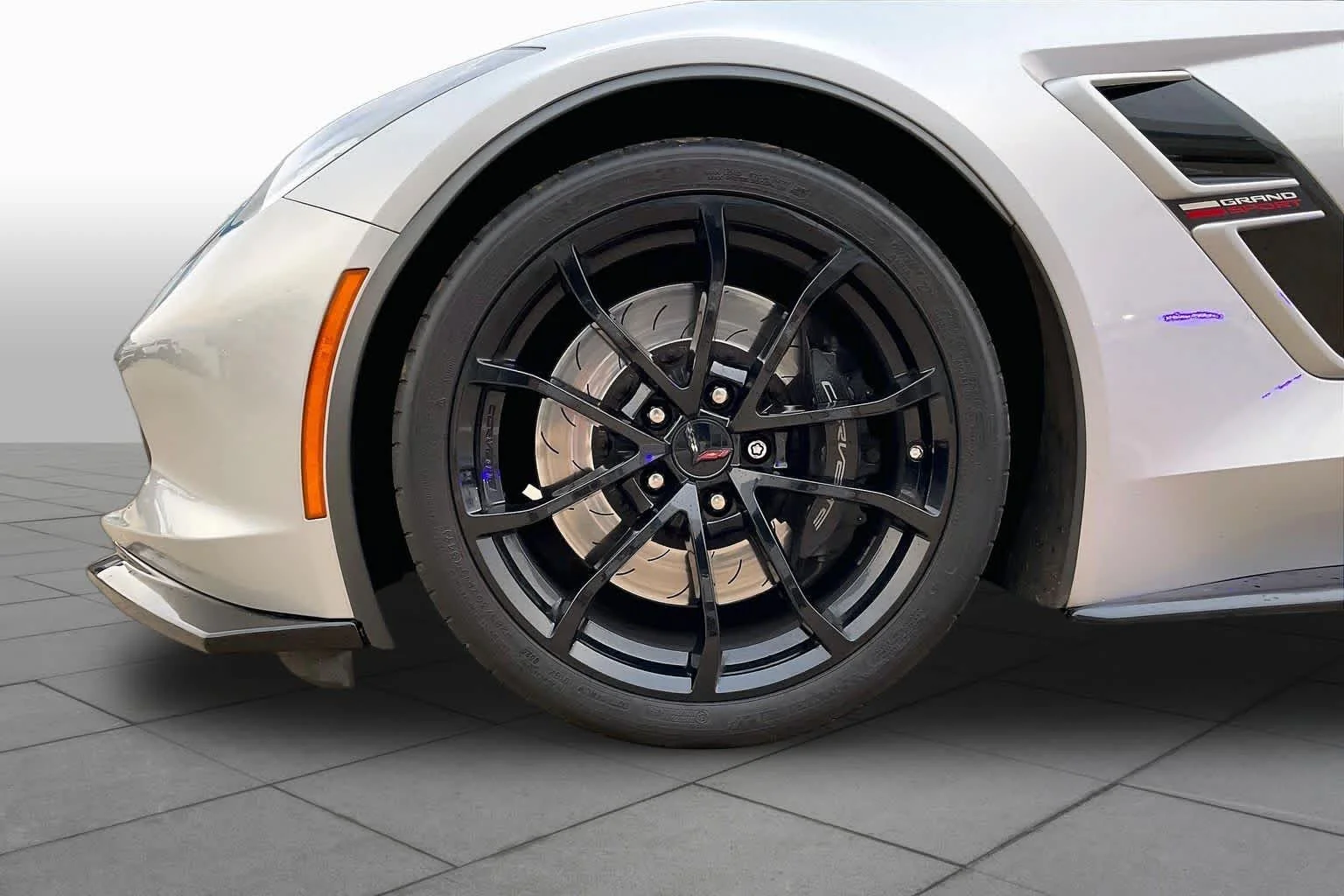 Used 2019 Blade Silver Metallic Chevrolet Grand Sport 2LT image 10