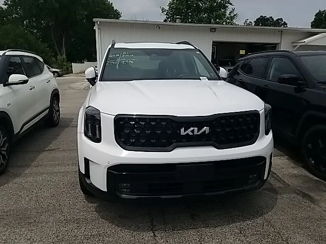 Used 2024 White Kia SX X-Pro image 8