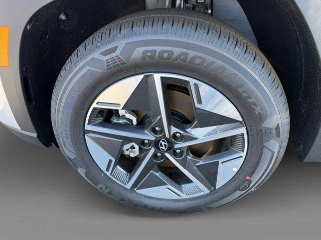 New 2026 Shimmering Silver Hyundai SEL AWD image 29