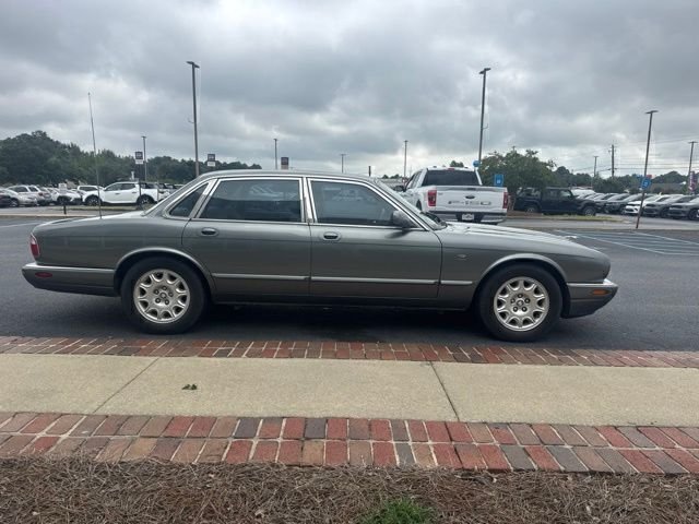 Used 2003  Jaguar Base image 5