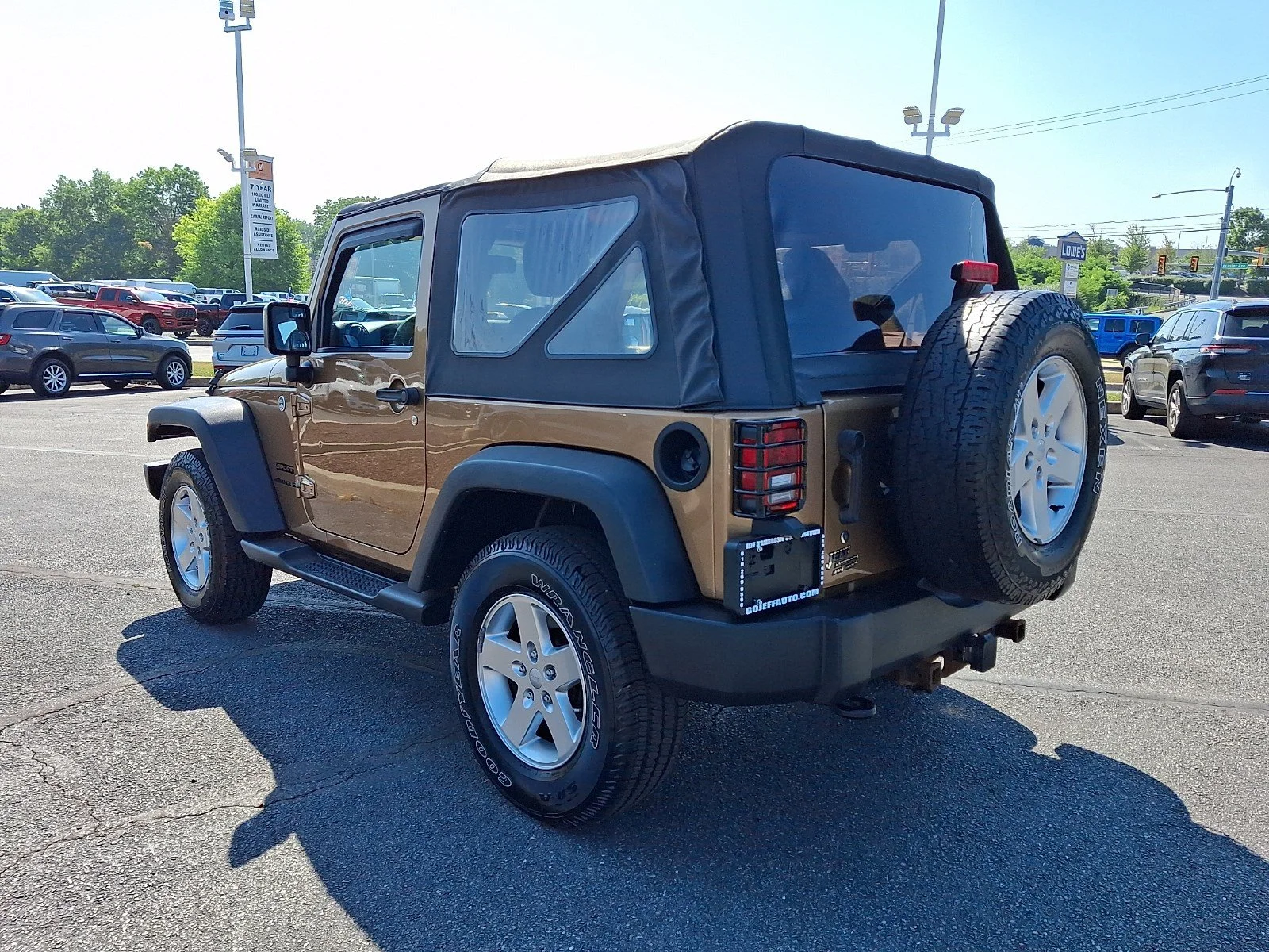 Used 2015 Copper Brown Pearlcoat Jeep Sport image 4