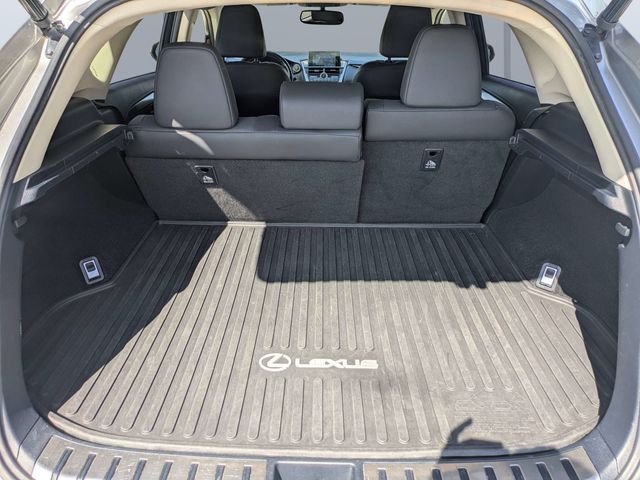 Used 2017 Silver Lexus 200t image 12