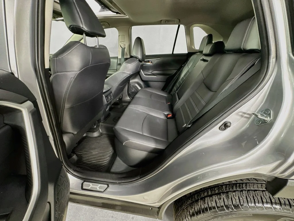 Used 2023 Silver Toyota XLE Premium image 29