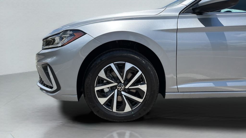 New 2026 Silver Volkswagen 1.5T S image 31