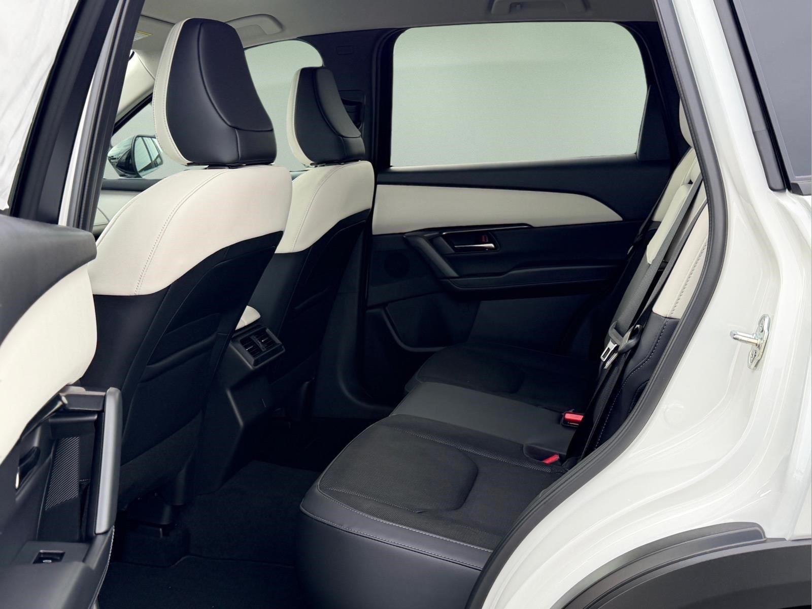 New 2026 Rhodium White Metallic Mazda 2.5 S Preferred AWD image 20
