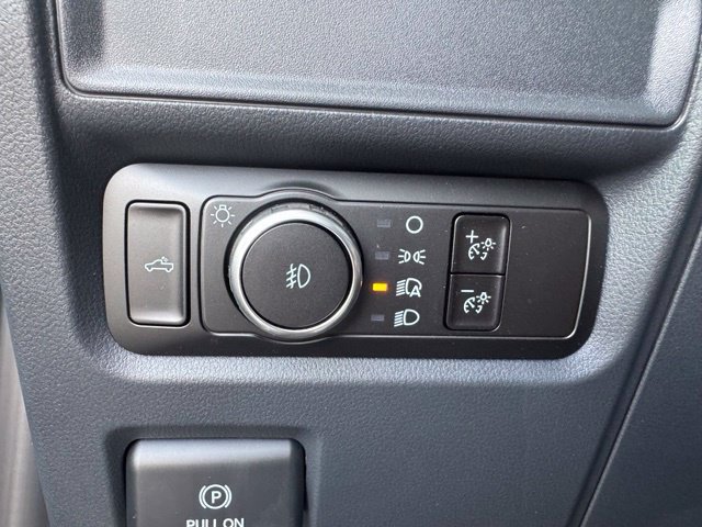 New 2026 Oxford White Ford XLT image 34