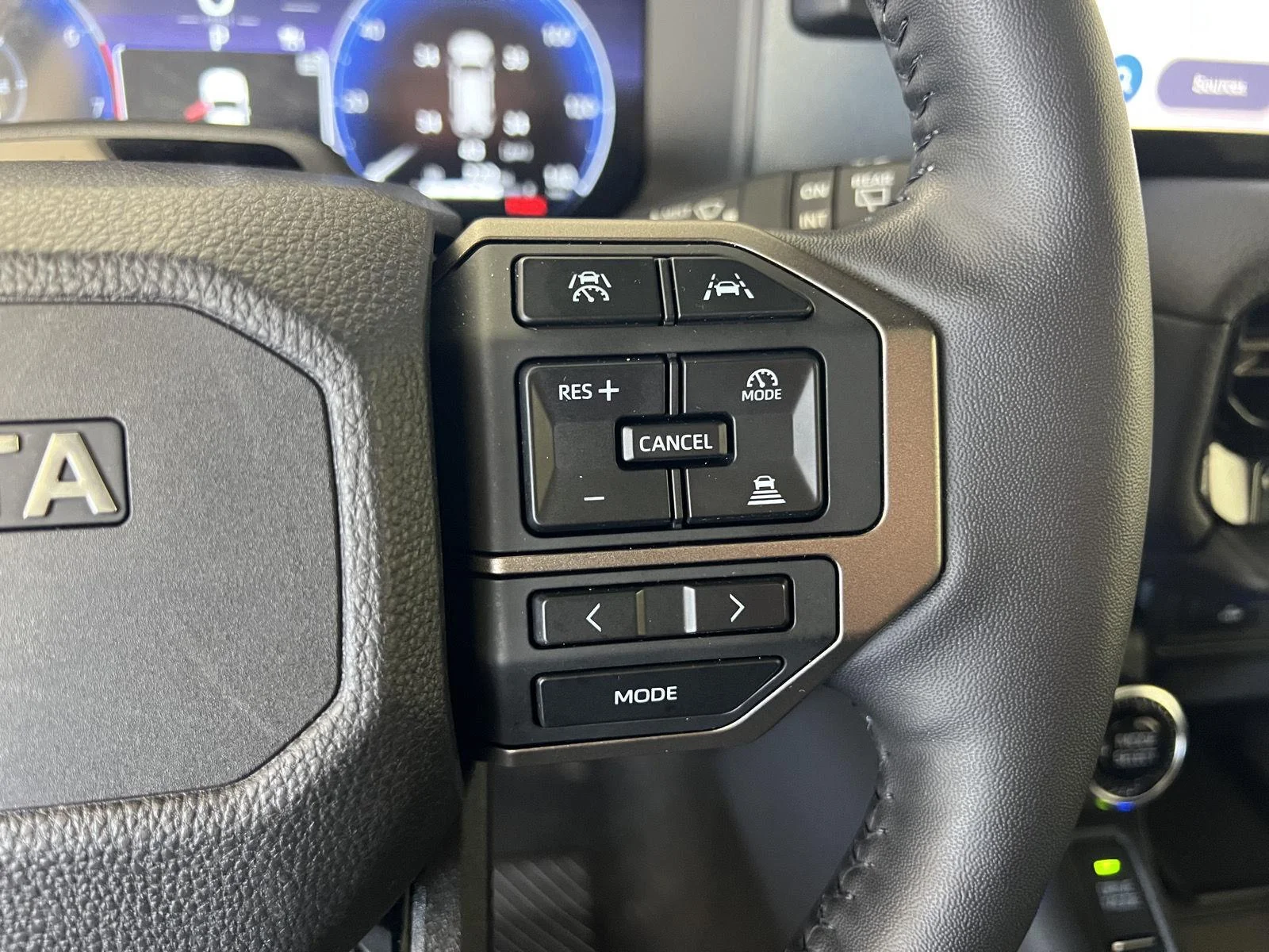 Used 2025 Underground Toyota Base image 11