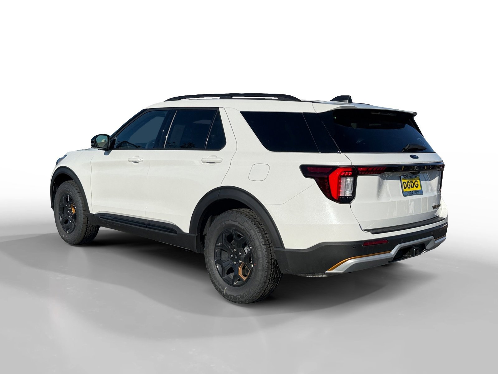 New 2026 Star White Metallic Tri-Coat Ford Tremor® image 3
