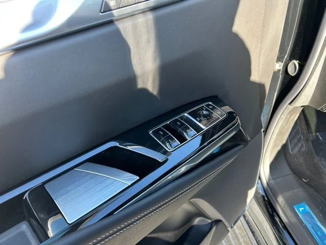 2026 Cadillac Escalade Luxury - Photo 24