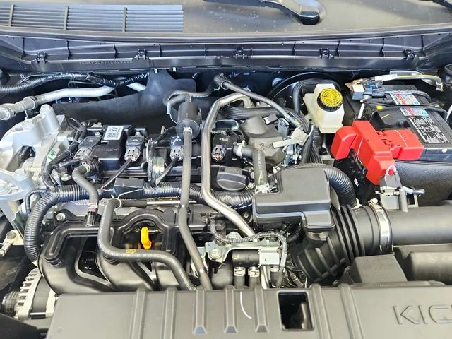 2026 Nissan KICKS SR - Photo 17