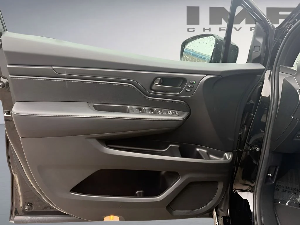 Used 2025 Black Honda Sport-L image 16
