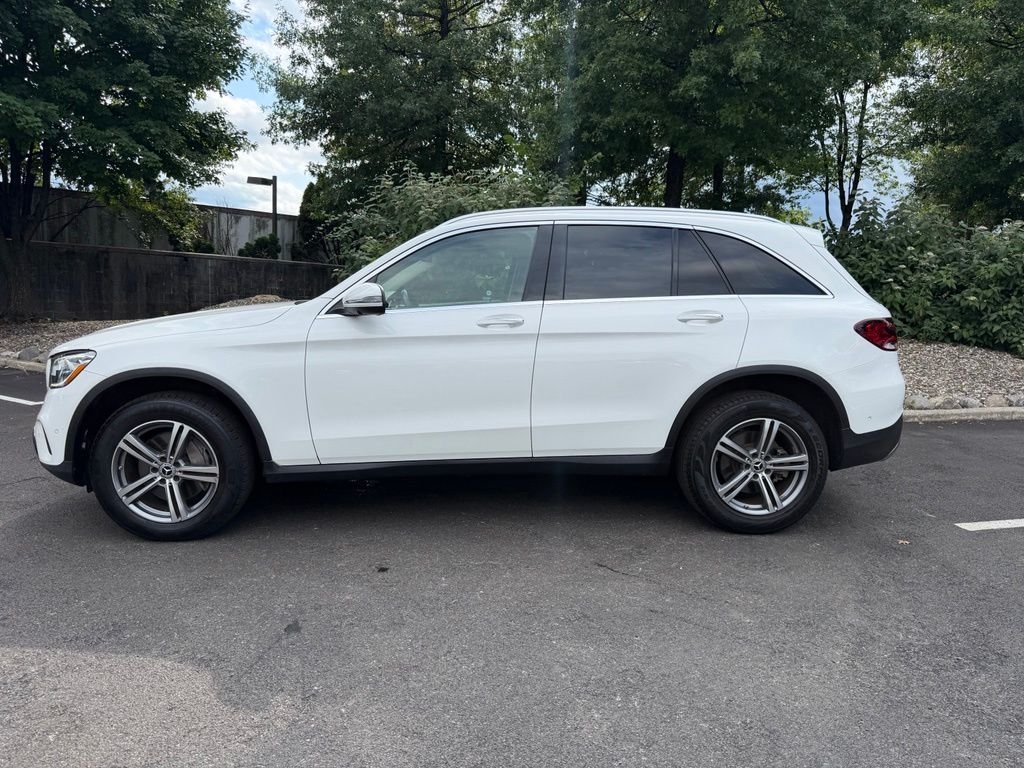 Certified Used 2021 White Mercedes-Benz GLC 300 image 3