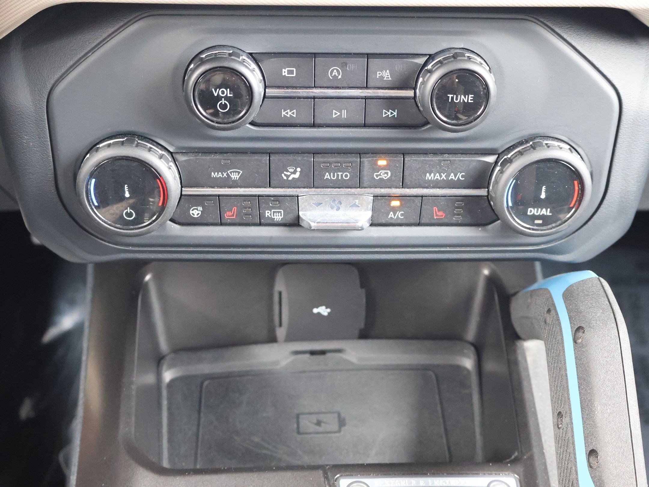 Used 2022 Gray Metallic Ford Base 4 Door Advanced 4x4 image 20