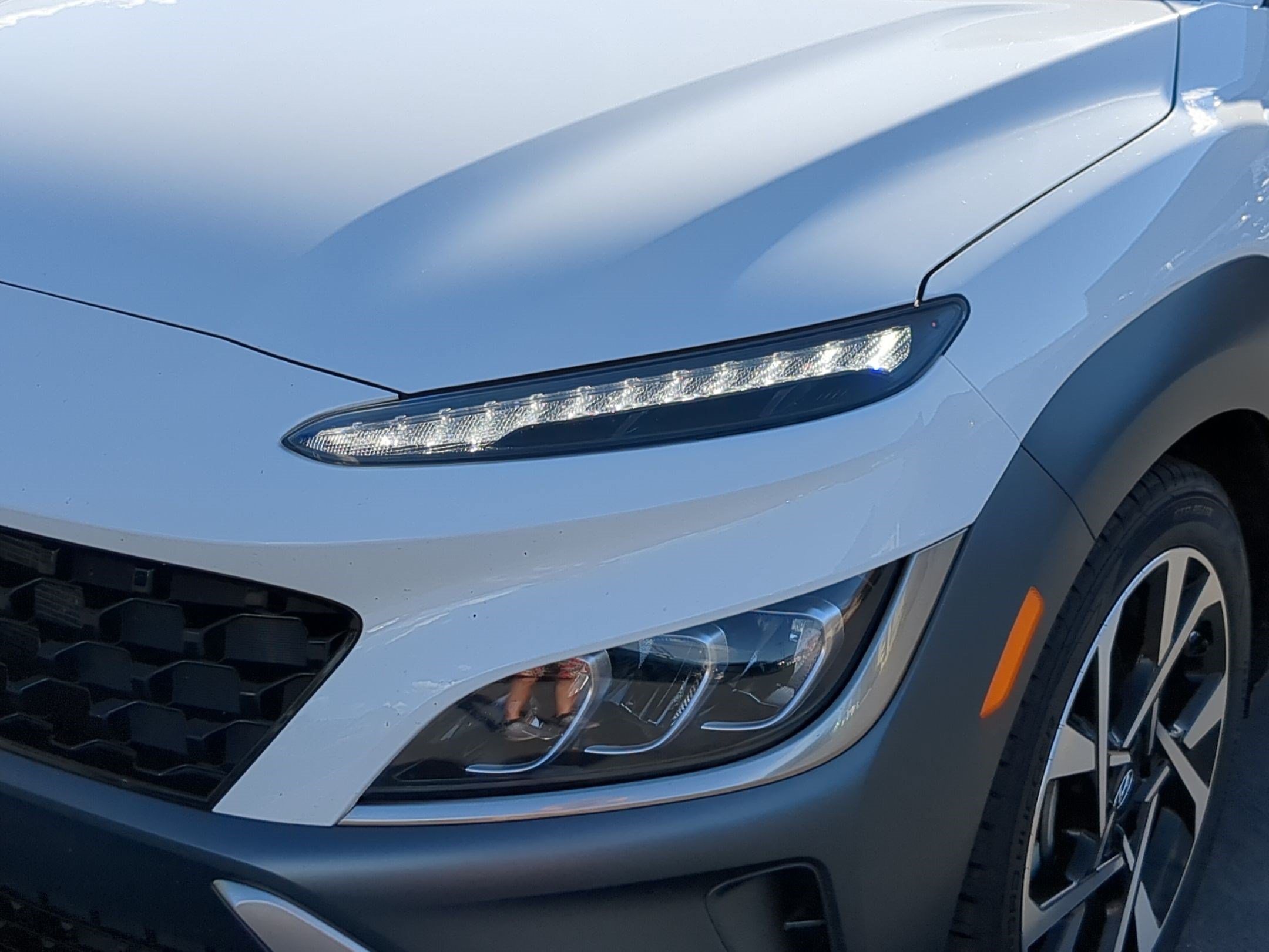 2023 Hyundai Kona Limited - Photo 10