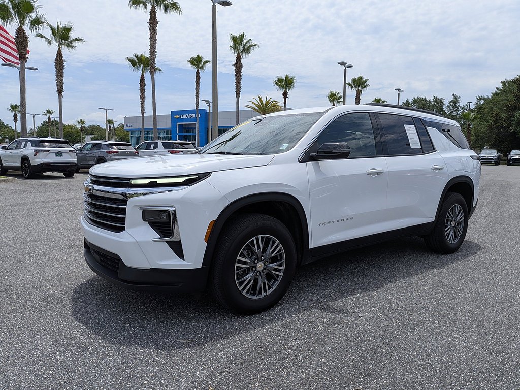 2025 Chevrolet Traverse LT - Photo 24