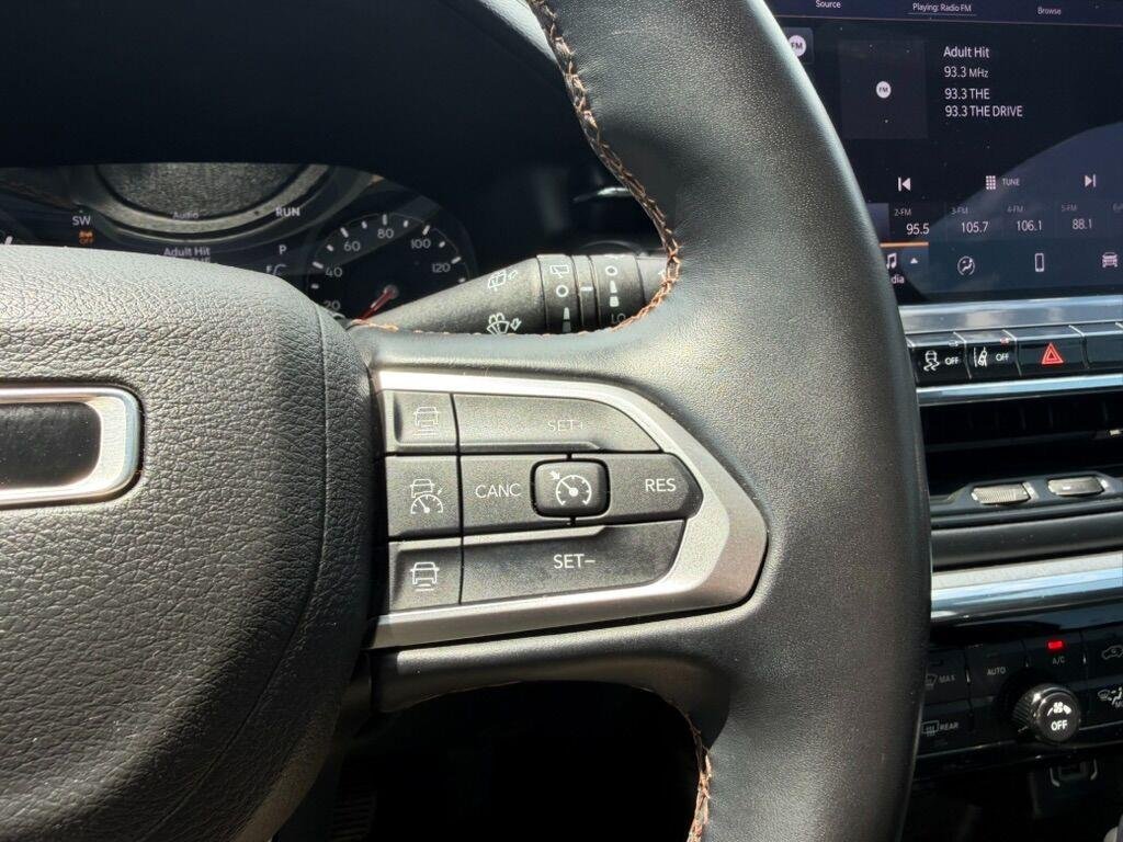 Used 2022 Redline Pearlcoat Jeep (RED) Edition image 20