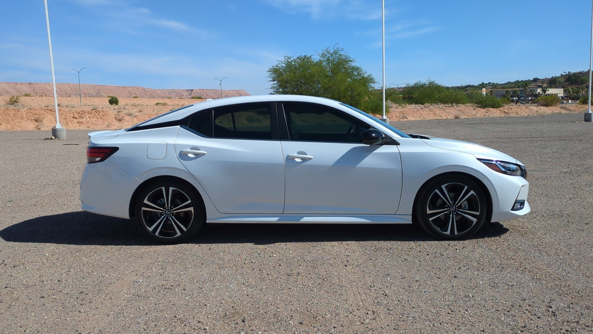 Used 2021 Aspen White Tricoat Nissan SR image 2
