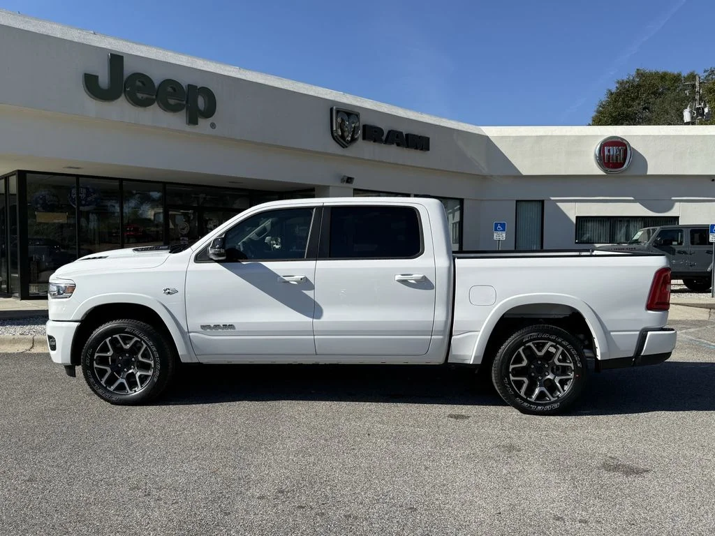 2026 RAM 1500 Laramie - Photo 7