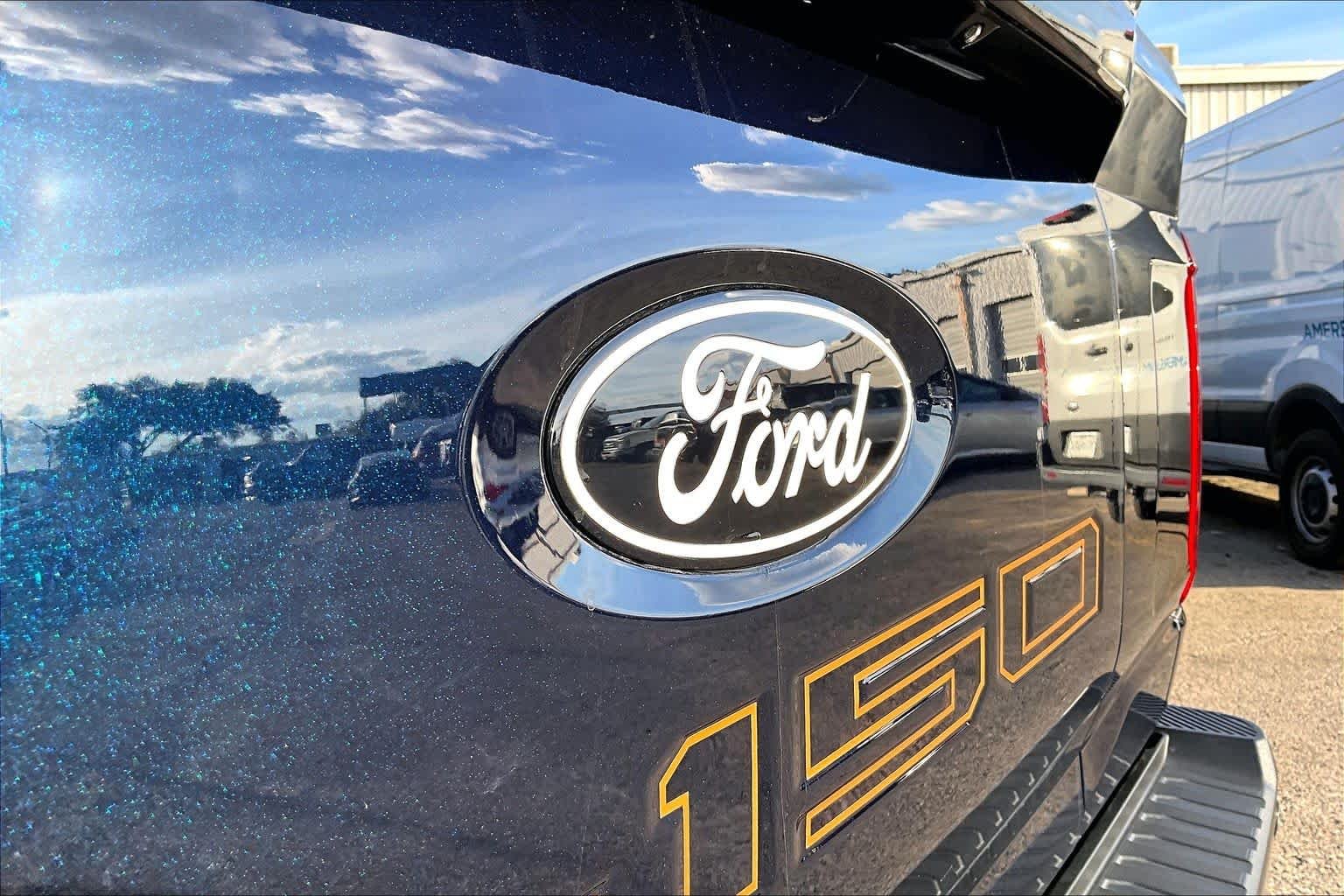Used 2025 Antimatter Blue Ford Tremor image 34