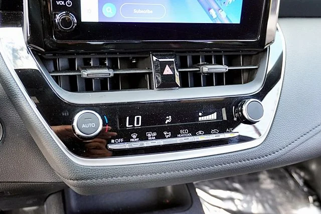 2024 Toyota Corolla SE - Photo 27