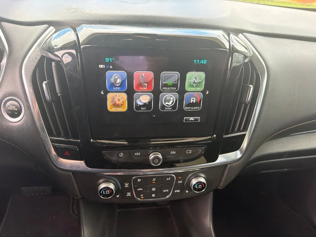 Used 2019 Silver Chevrolet LT image 13