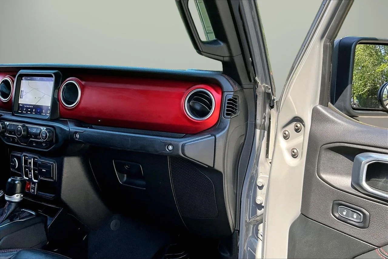 Certified Used 2021 Gray Jeep Rubicon image 20
