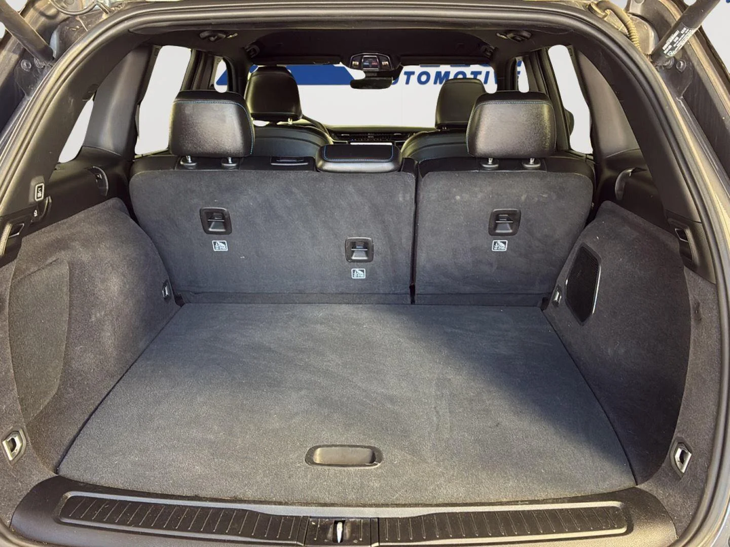 Used 2023 Baltic Gray Metallic Clearcoat Jeep Trailhawk image 10