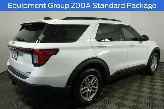 New 2026 Star White Metallic Tri-Coat Ford Active image 3