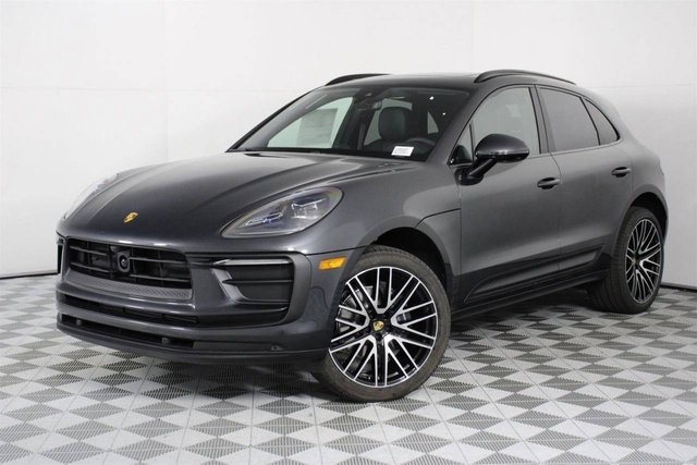 2026 Porsche Macan 