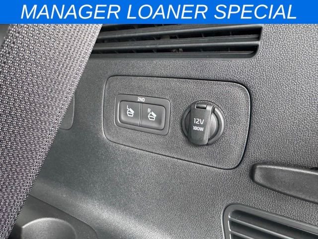 2025 Kia Sorento S - Photo 9