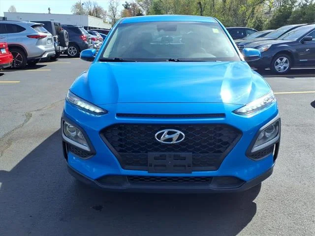 Used 2019 Hyundai Kona SE with VIN KM8K1CAAXKU281648 for sale in Meriden, CT