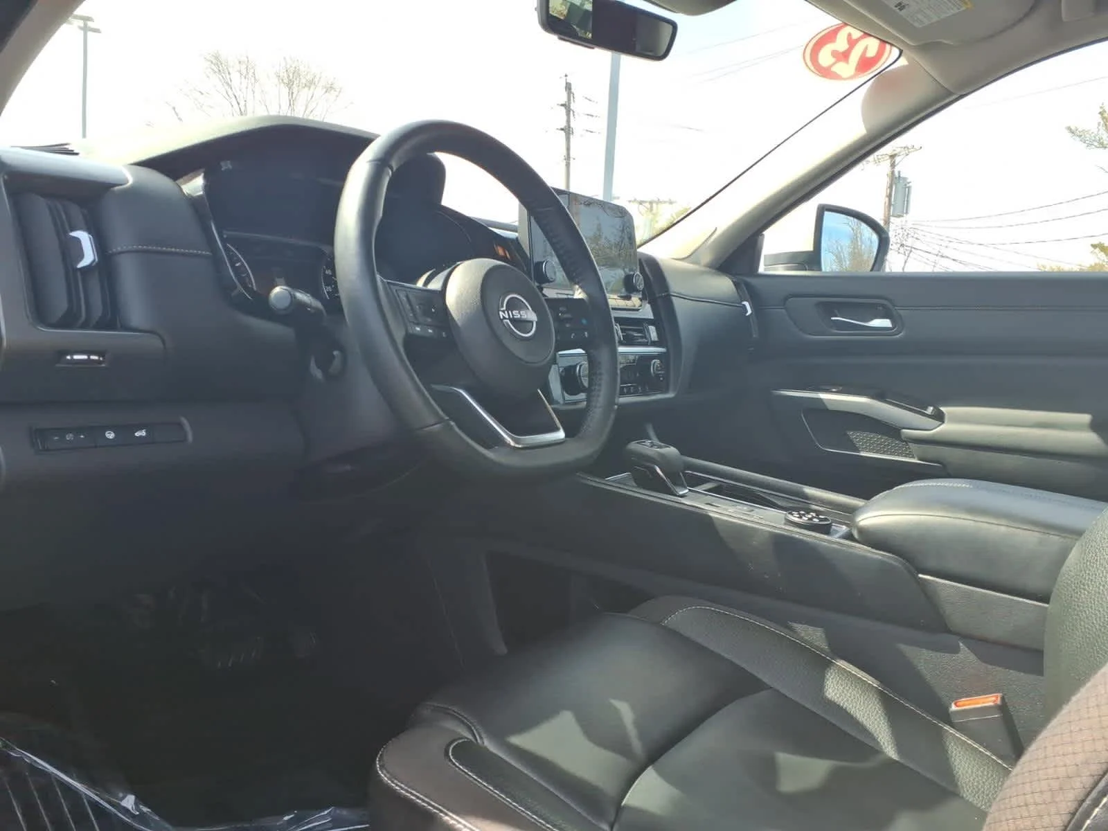 Certified Used 2023 Pearl White Tricoat Nissan SL image 12