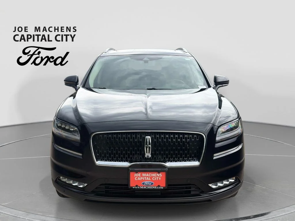 Used 2023 Infinite Black Metallic Lincoln Reserve image 10