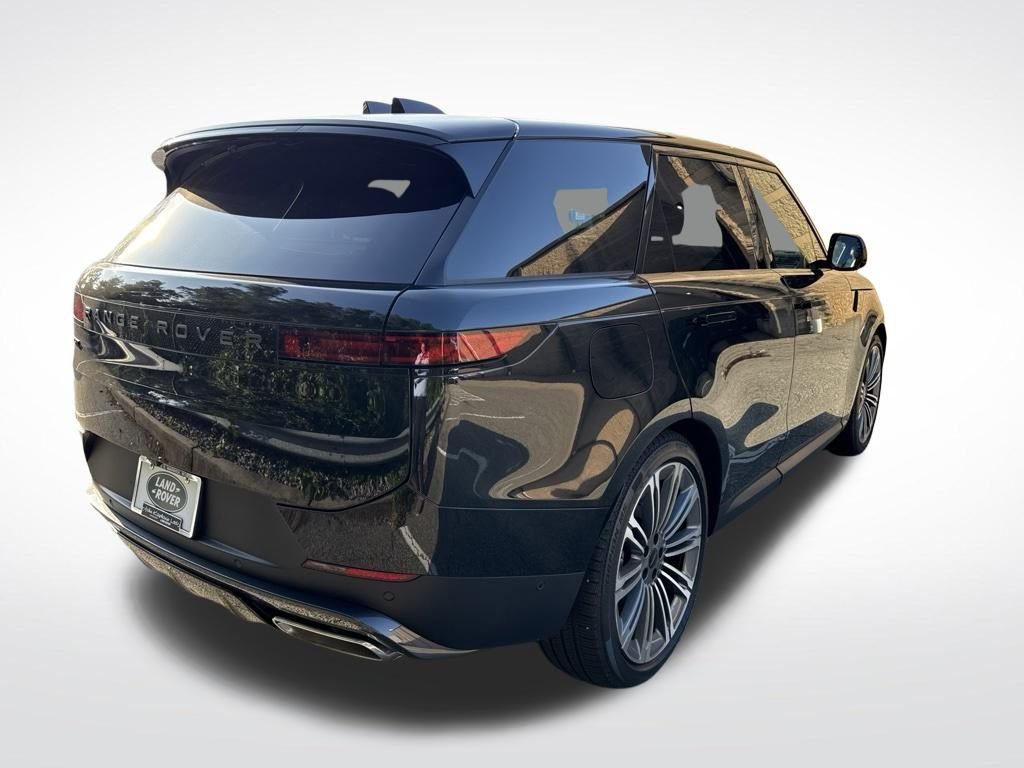 Used 2026 Black Land Rover SE image 5