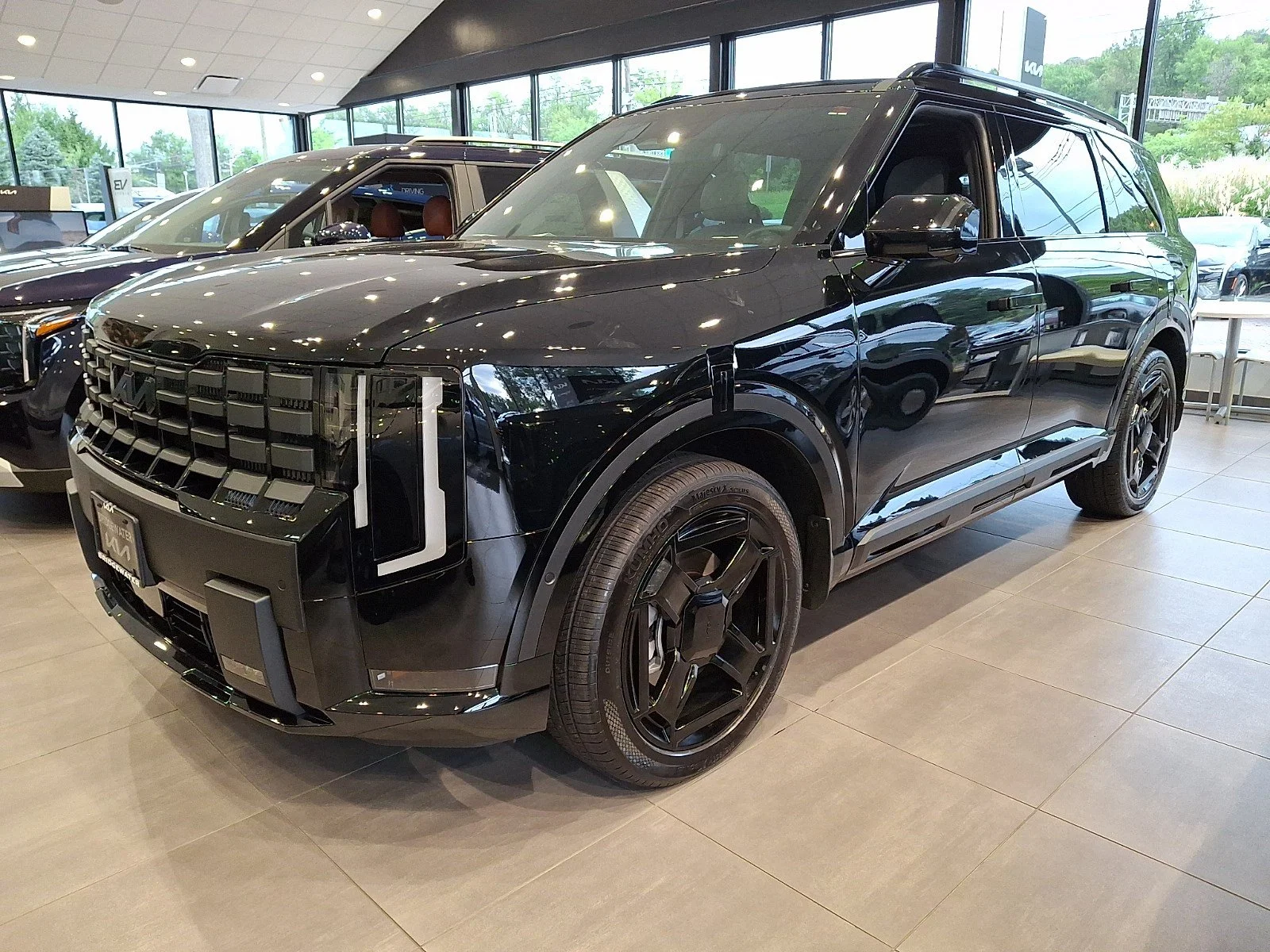 New 2027 Ebony Black Kia X-LINE SX PRESTIGE image 3