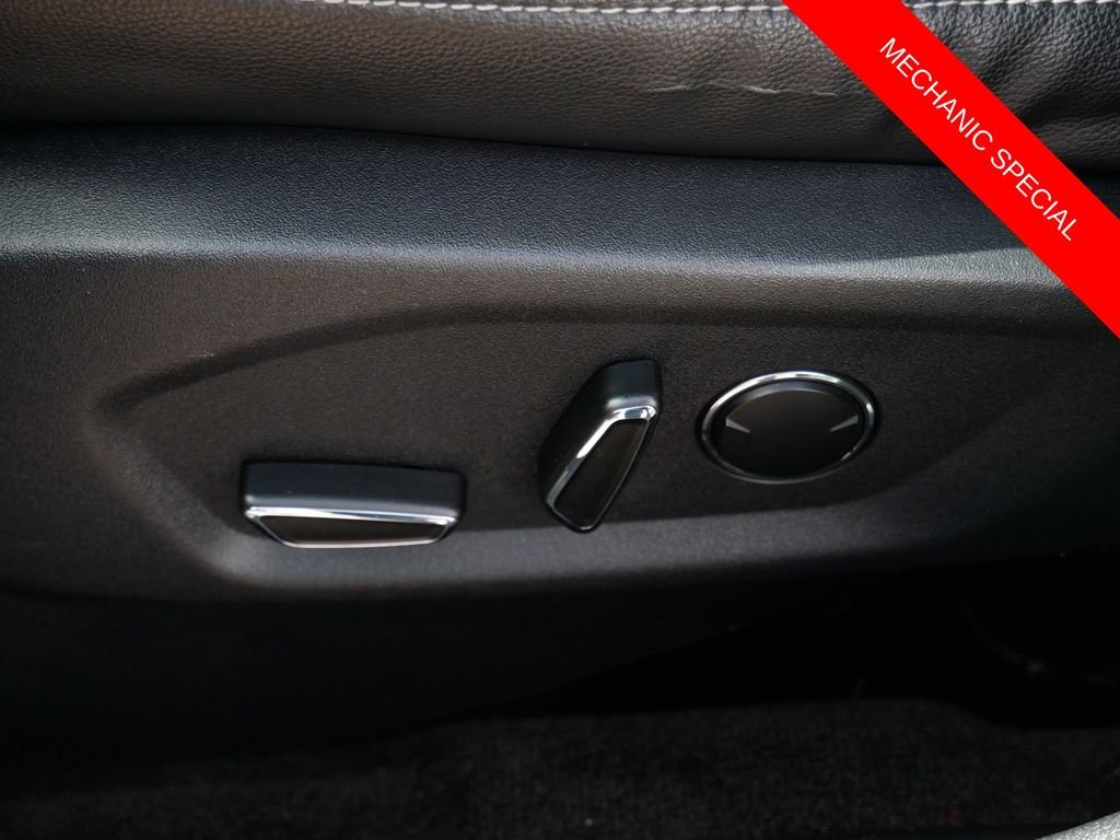 Used 2016 Gray Ford Limited image 18