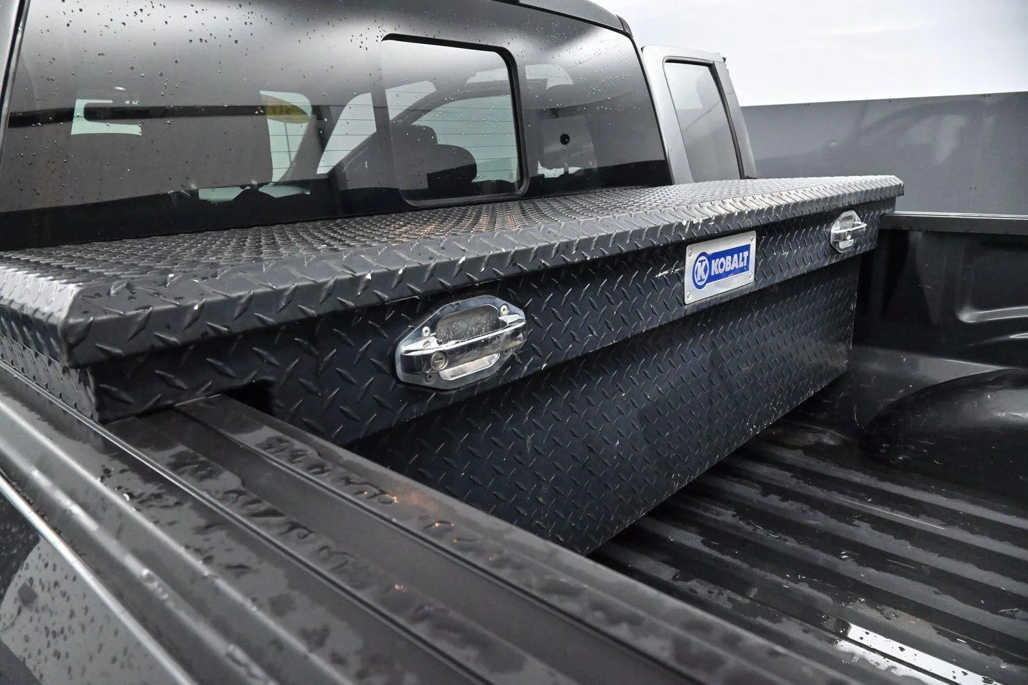 Used 2016 Magnetic Metallic Ford XLT image 9
